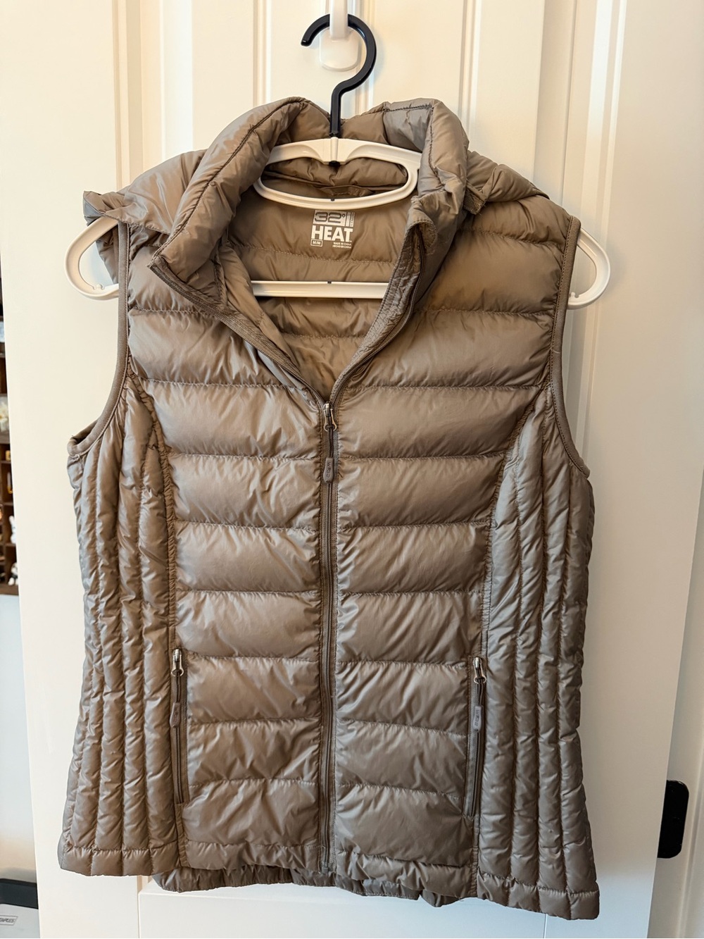 32 Degrees Heat Quilted Packable Puffer Vest - Taupe/Gray with Hood